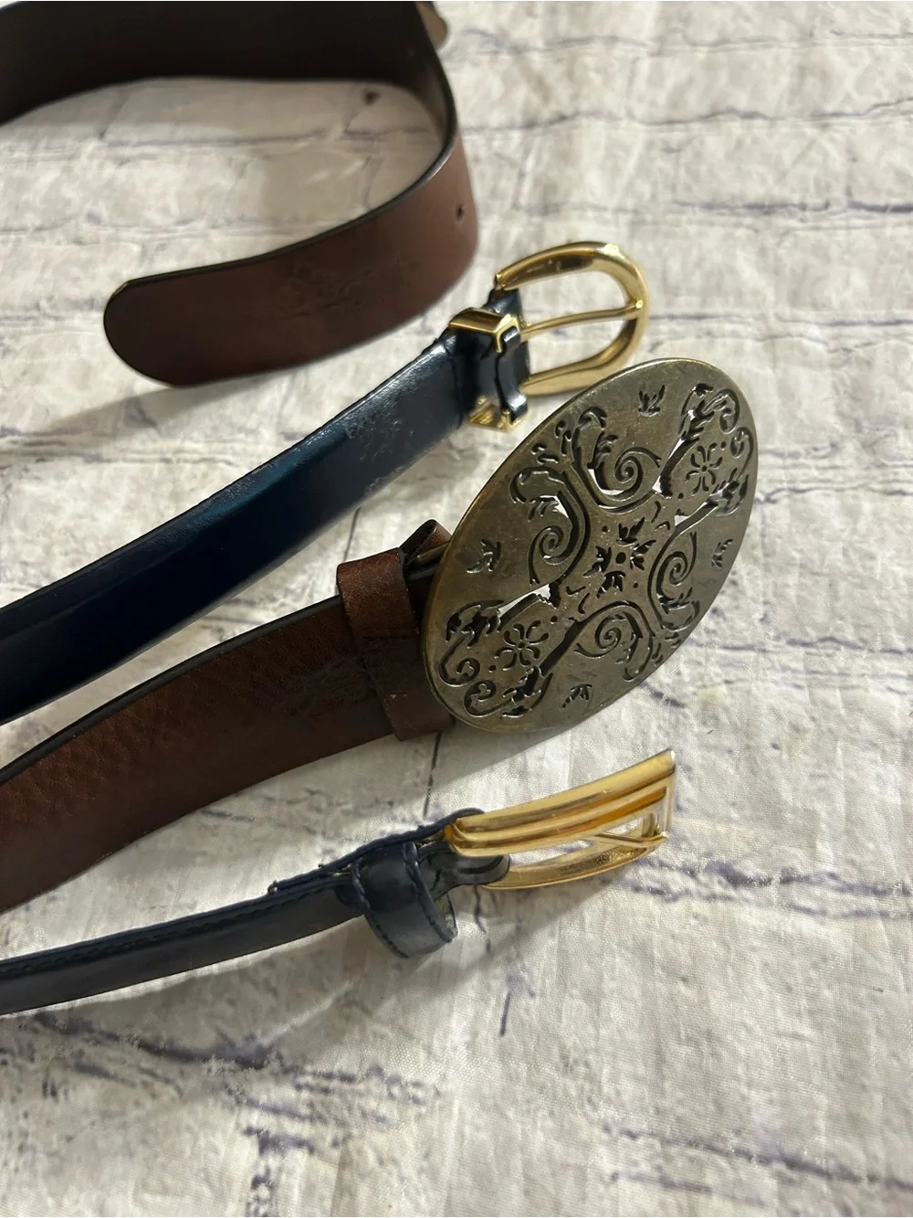 LIZ CLAIBORNE (3) VTG LEATHER BELTS DECORATIVE BUCKLES BLACK & BROWN